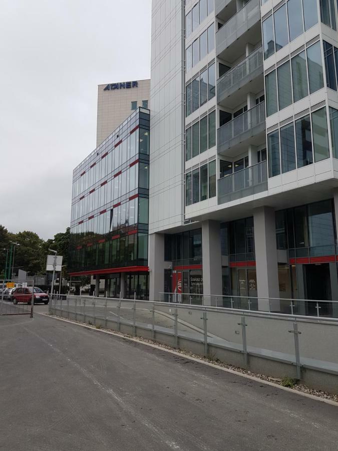 Apartament Towarowa 37 Poznan Dış mekan fotoğraf